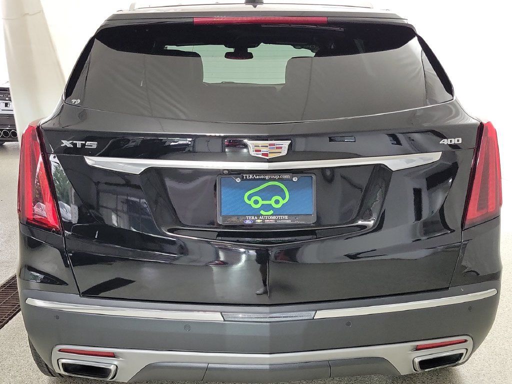 Certified 2023 Cadillac XT5 Premium Luxury w/ LPO, Floor Liner Package FWD image 4