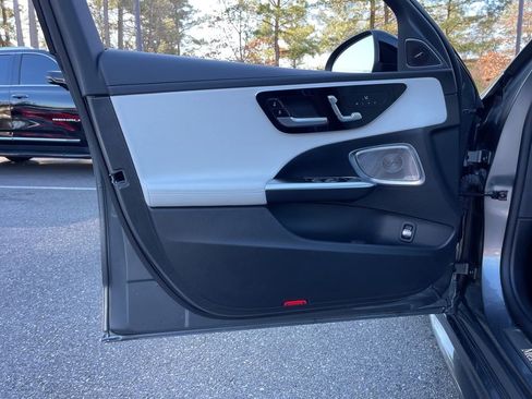 Used 2024 Mercedes-Benz C 300 4MATIC Sedan image 20