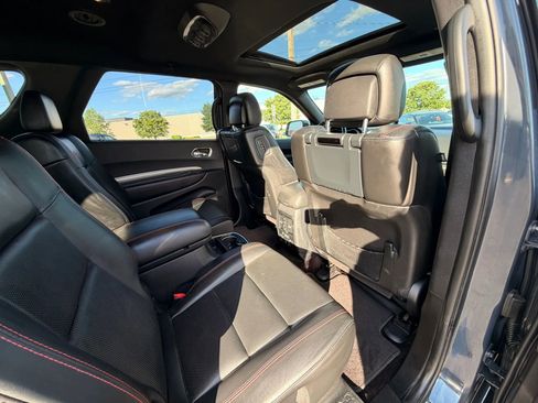 Used 2017 Dodge Durango R/T w/ Trailer Tow Group IV AWD/4WD image 29