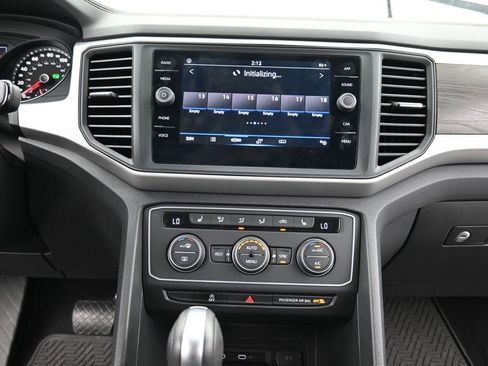 Used 2021 Volkswagen Atlas SE w/ Towing Package FWD image 13
