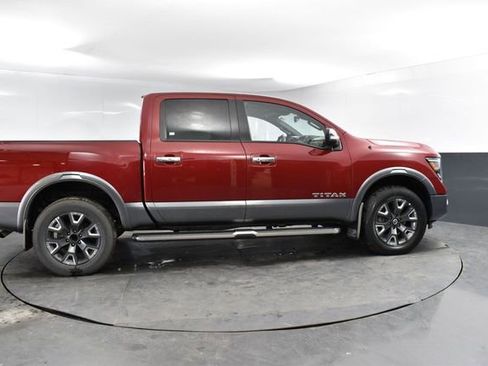 Used 2021 Nissan Titan Platinum Reserve w/ Moonroof Package image 10