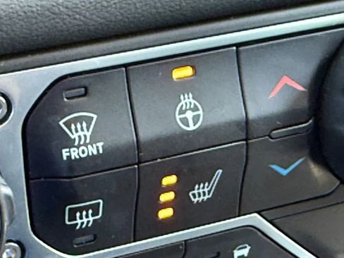 Used 2024 Jeep Wrangler Unlimited Sahara AWD/4WD image 20