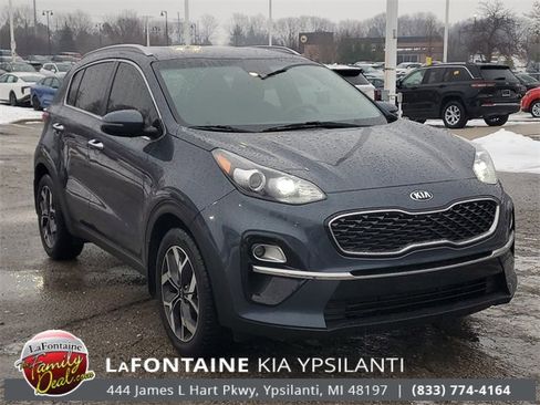 Used 2020 Kia Sportage EX image 3