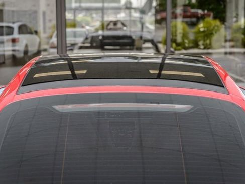 Used 2018 Porsche Panamera 4 image 11