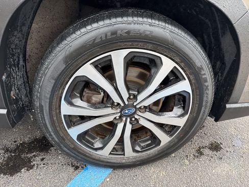 Used 2019 Subaru Forester Limited w/ Popular Package #3 image 5