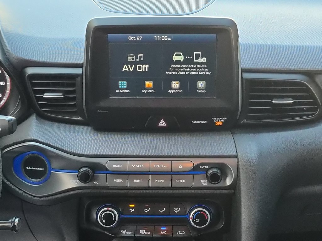 Used 2019 Hyundai Veloster 2.0 FWD image 25