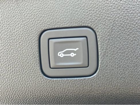 New 2026 Cadillac Escalade V w/ LPO, ONYX Package AWD/4WD image 9