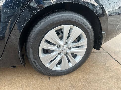 Used 2023 Nissan Sentra S FWD image 9