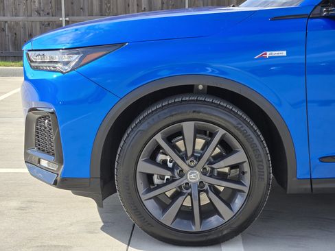 Used 2026 Acura MDX A-Spec image 9
