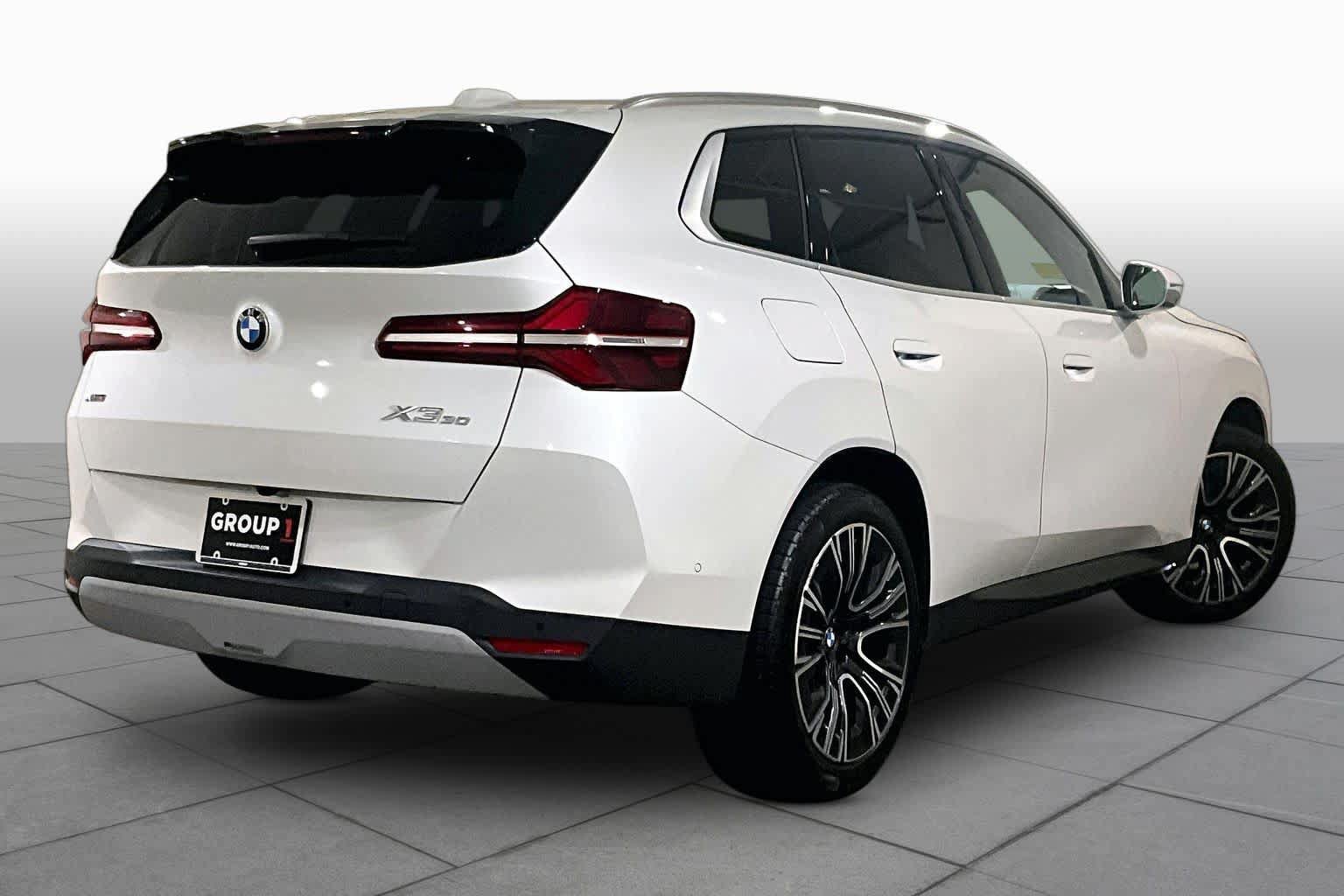 Used 2025 BMW X3 xDrive30i w/ Premium Package AWD/4WD image 12