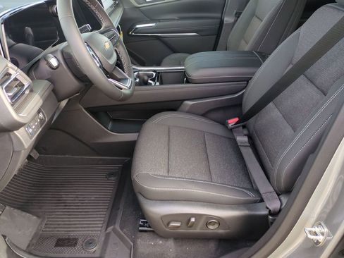 New 2026 Chevrolet Traverse LT w/ Driver Confidence Package image 9