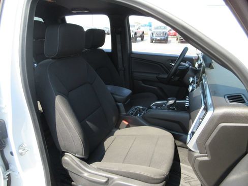 Certified 2025 GMC Canyon Elevation AWD/4WD image 21
