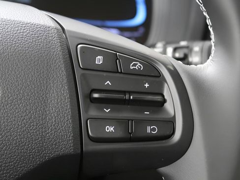 New 2025 Hyundai Venue Limited image 22