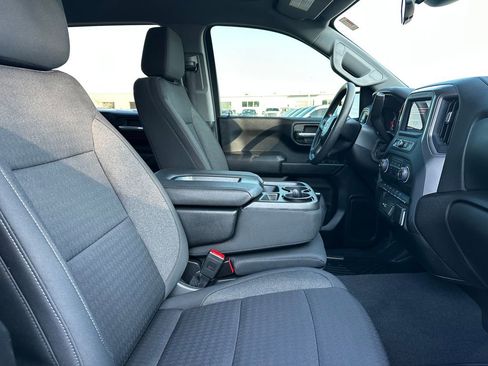 Used 2022 Chevrolet Silverado 1500 Custom image 38