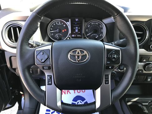 Certified 2023 Toyota Tacoma SR5 AWD/4WD image 16