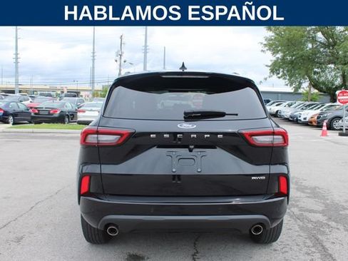 Used 2024 Ford Escape ST-Line w/ Tech Pack #1 AWD/4WD image 4