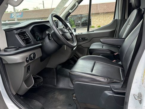 Used 2023 Ford Transit 250 148 High Roof RWD image 9