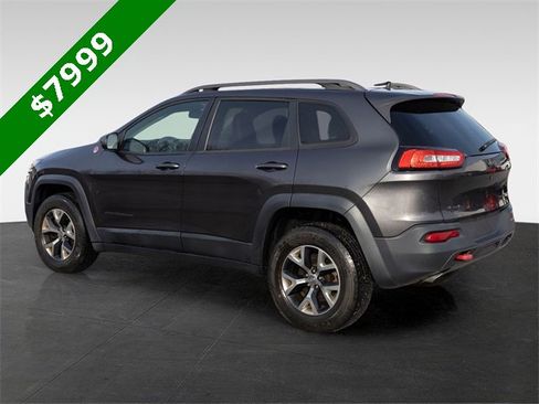 Used 2016 Jeep Cherokee Trailhawk image 5