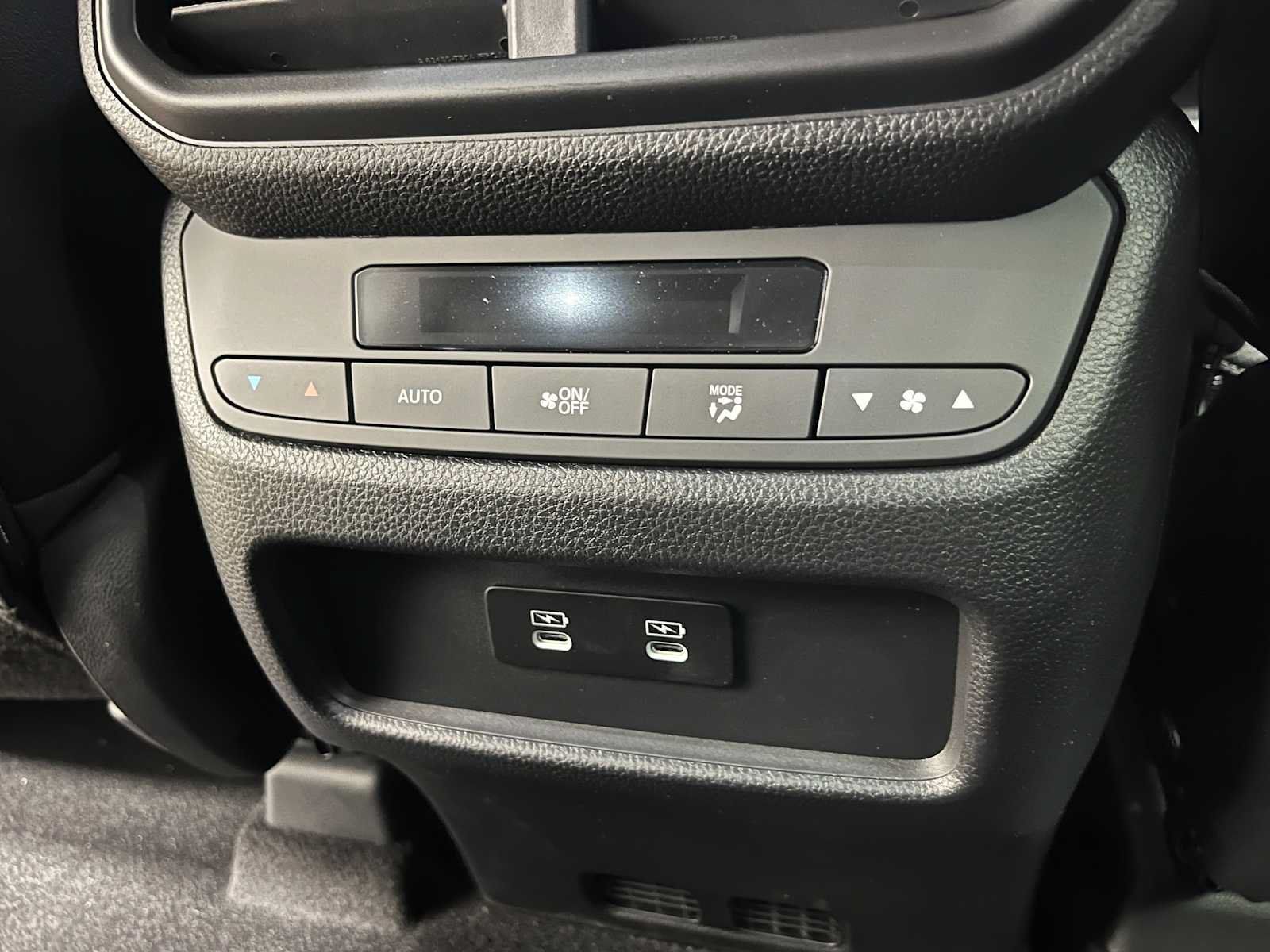 New 2026 Honda Pilot Touring image 24