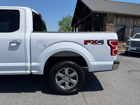 Used 2019 Ford F150 XLT w/ Equipment Group 302A Luxury AWD/4WD image 38