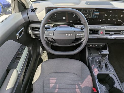 Certified 2025 Kia K4 EX FWD image 15