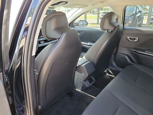 New 2026 Kia K4 FWD image 15