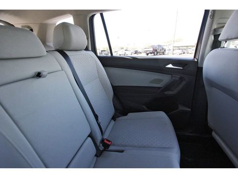 Used 2021 Volkswagen Tiguan S image 13