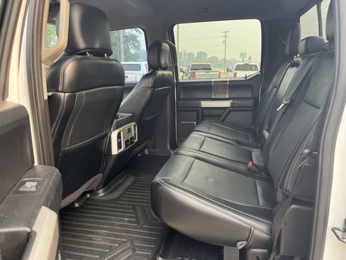 Used 2019 Ford F250 Lariat w/ Lariat Ultimate Package AWD/4WD image 29