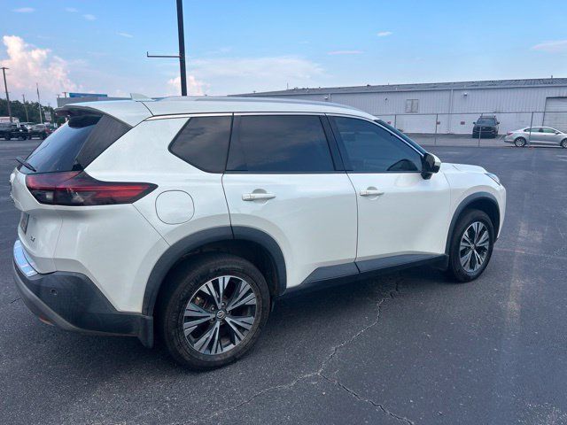 Used 2021 Nissan Rogue SV w/ Premium Package FWD image 4