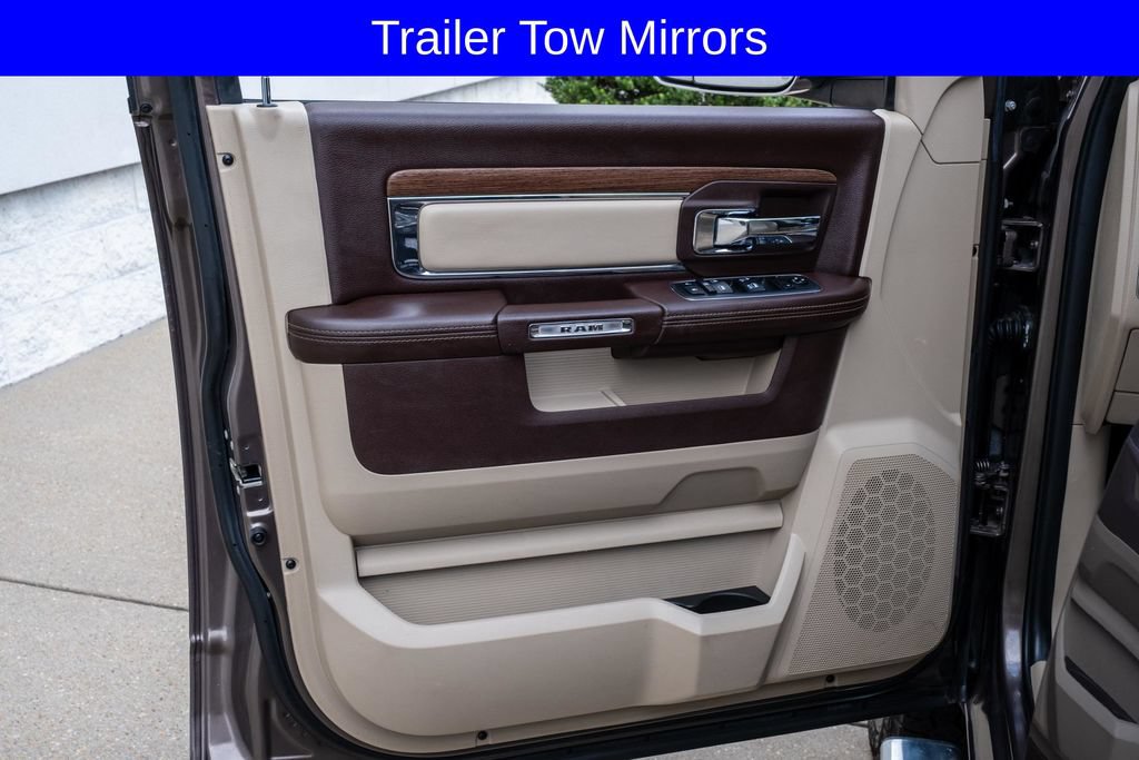 Used 2018 RAM 1500 Laramie w/ Convenience Group AWD/4WD image 12