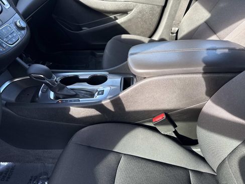 Used 2024 Chevrolet Malibu LT image 20