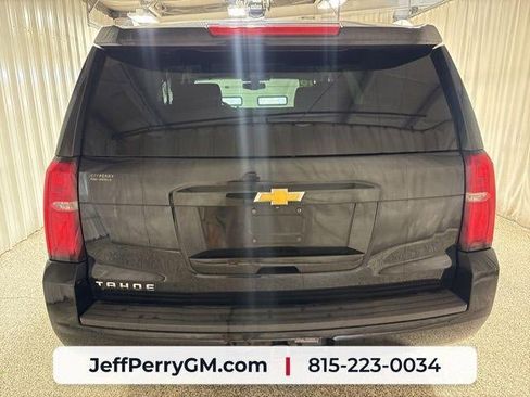 Used 2016 Chevrolet Tahoe LS w/ All-Season Package AWD/4WD image 4