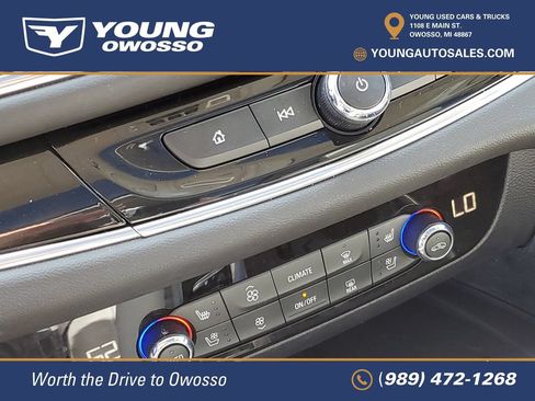 Used 2024 Buick Enclave Avenir w/ Avenir Technology Package AWD/4WD image 23