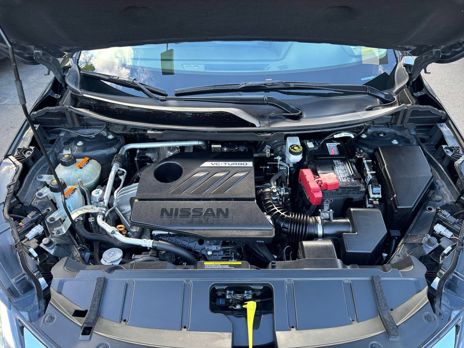 Used 2025 Nissan Rogue SV AWD/4WD image 33