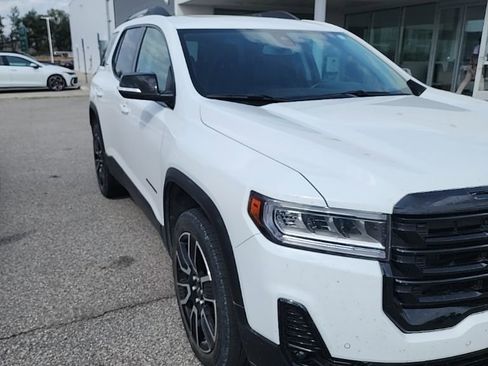 Used 2021 GMC Acadia SLT w/ Elevation Edition image 2