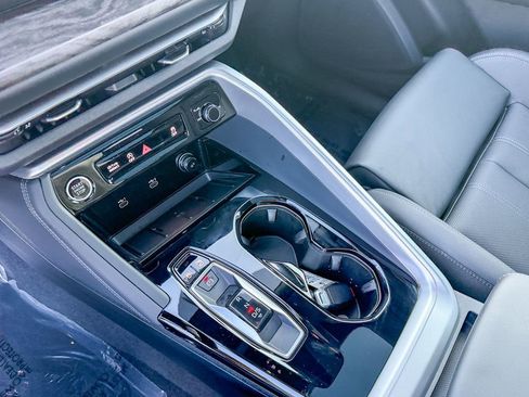 Used 2025 Audi Q5 Premium Plus w/ Premium Plus image 20