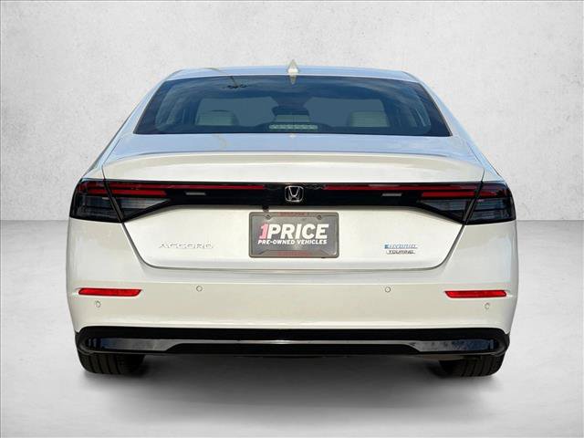 Used 2023 Honda Accord Touring image 7