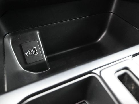 Used 2025 Ford F150 XLT w/ Equipment Group 301A Standard image 17