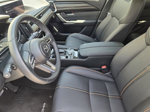Used 2025 MAZDA CX-50 AWD 2.5 S w/ Premium Plus Pkg image 16