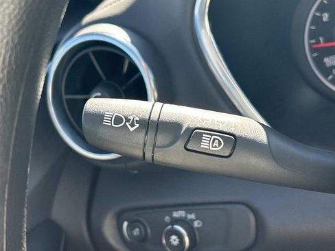 Used 2024 Chevrolet Blazer LT w/ Convenience Package image 35