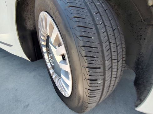 Used 2014 Volkswagen Beetle 2.5 FWD image 37
