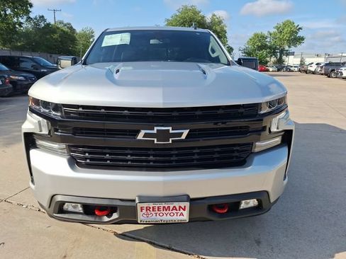 Used 2022 Chevrolet Silverado 1500 RST w/ Redline Edition AWD/4WD image 9
