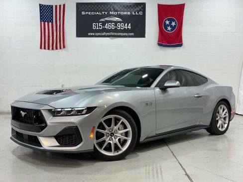 Used 2024 Ford Mustang GT Premium RWD image 2