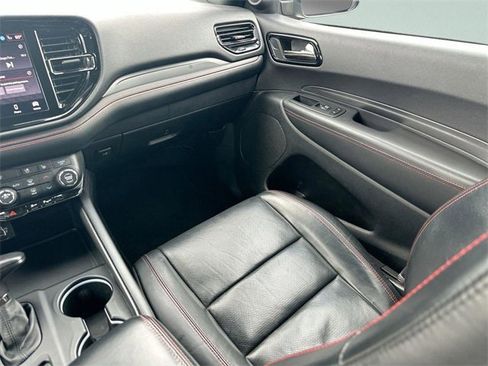 Used 2024 Dodge Durango GT image 15