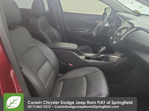 Used 2021 Chevrolet Malibu Premier image 32