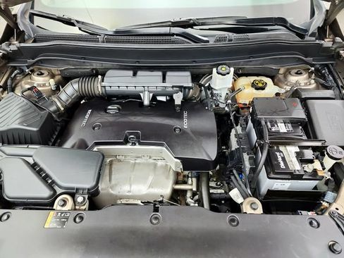 Used 2017 Buick Envision Essence FWD image 31