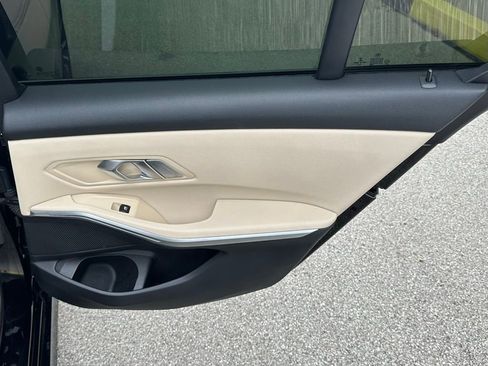Used 2021 BMW 330i Sedan w/ Convenience Package image 24
