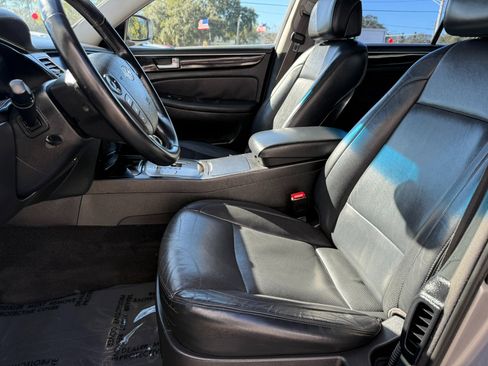 Used 2013 Hyundai Genesis 3.8 image 22