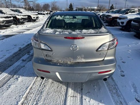 Used 2010 MAZDA MAZDA3 s Grand Touring image 3