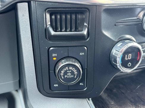 Used 2021 Ford F150 Lariat w/ Equipment Group 502A High AWD/4WD image 22